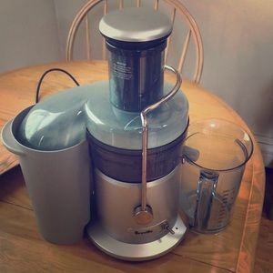 Breville- The Juice Fountain Plus